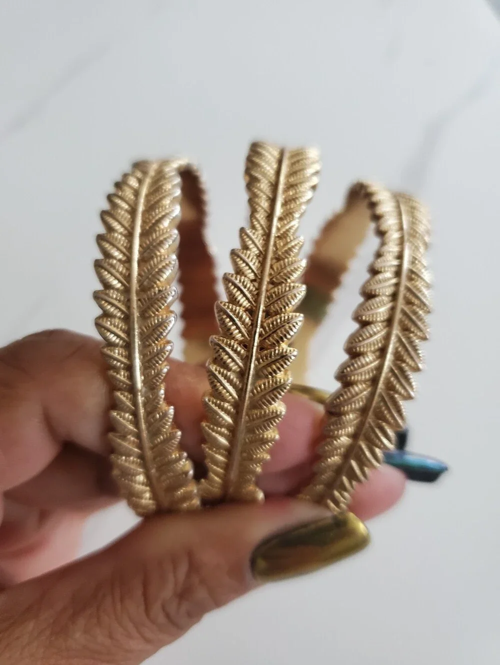 Vintage Boho Brass-Tone Fern Leaf Bangle Bracelets - Set of 3